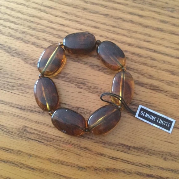 Root beer lucite stretch bracelet - Picture 1 of 1